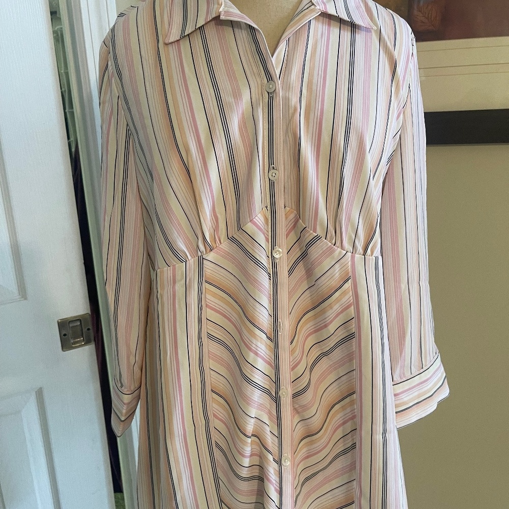 NWOT Motherhood, maternity button-down shirt in size medium